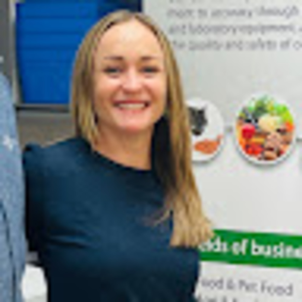 Meet your Posher, Kelly